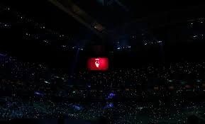 羽毛球巨头疯狂涨价，背后竟是竞争不足的暴利游戏？