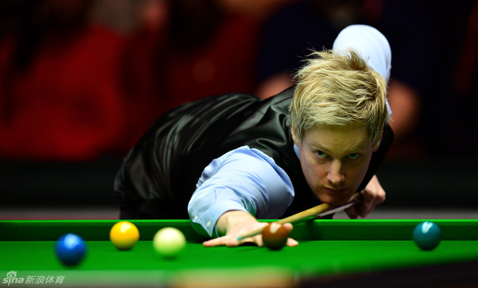 世界足坛中 世界足坛中